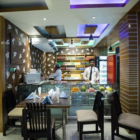 Hotel Mishuk Cox's Bazar Εξωτερικό φωτογραφία