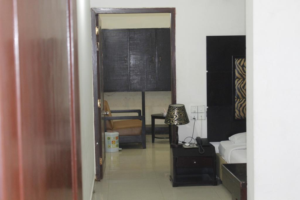 Hotel Mishuk Cox's Bazar Εξωτερικό φωτογραφία
